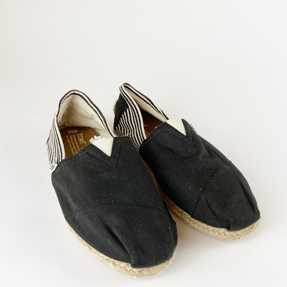 NWOT TOMS black  stripe rope sole slip ons - Picture 2 of 5